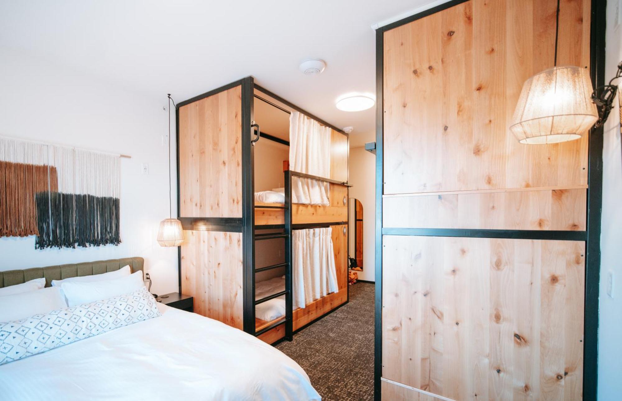 Hotel Kinship Landing Colorado Springs Exteriér fotografie